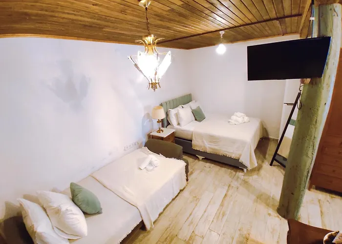 Hotel Kidoni Macaron *